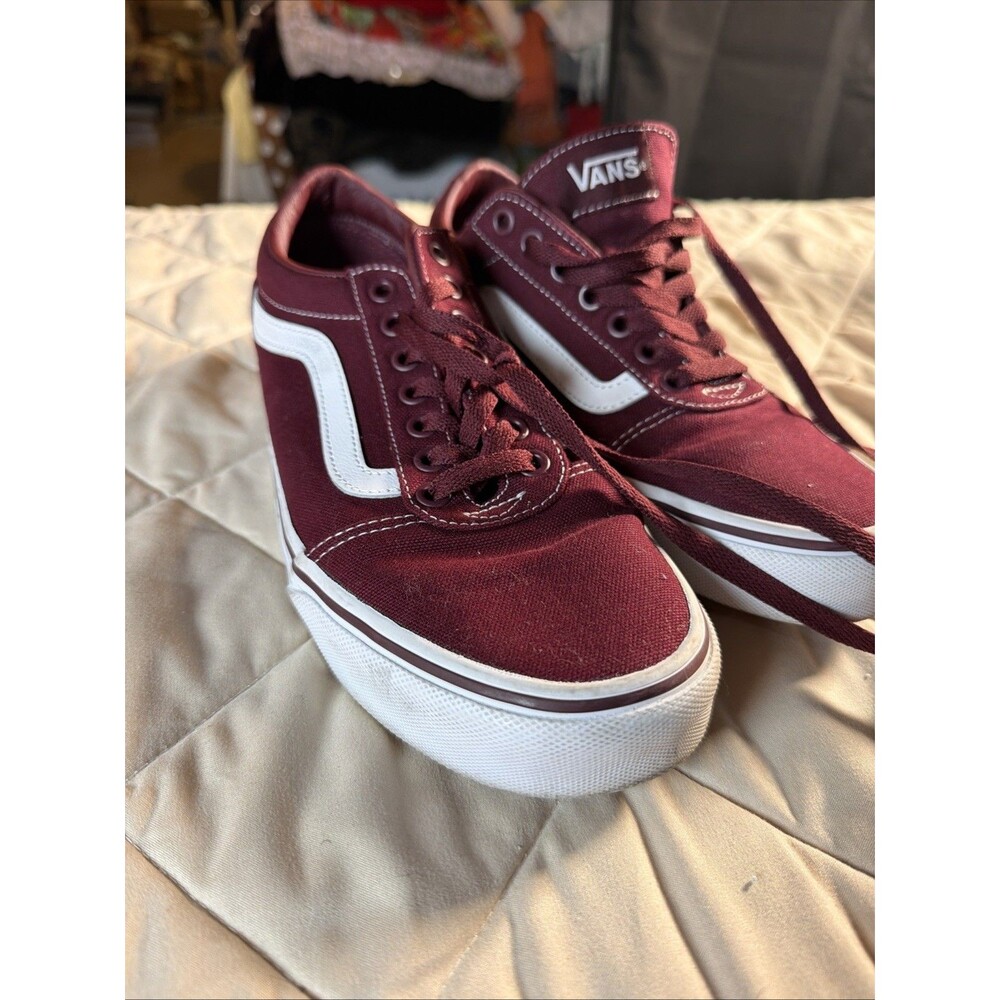 Vans Old Skool- Maroon Size 8